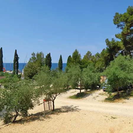 Porton Nature Hideouts