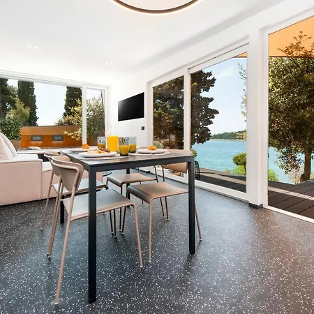 Porton Nature Hideouts *