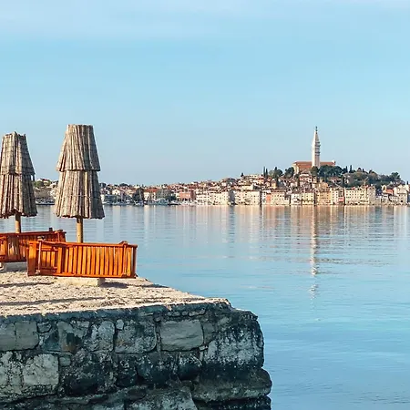 假日公园 Porton Nature Hideouts *