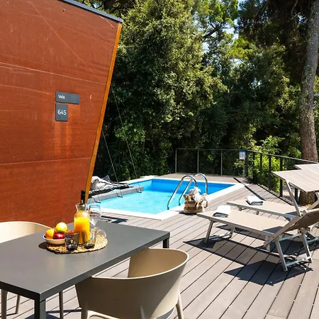 Porton Nature Hideouts * Rovinj