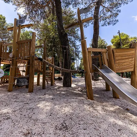 Village de vacances Porton Nature Hideouts