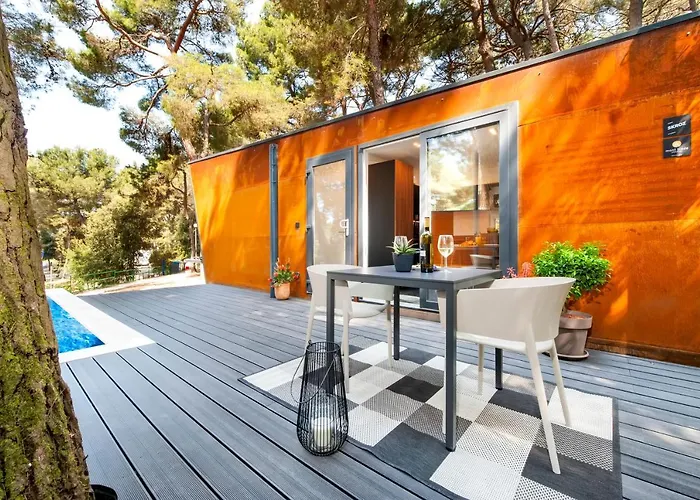 Porton Nature Hideouts