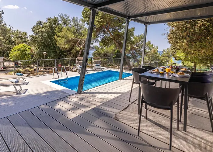 Porton Nature Hideouts Village de vacances Rovinj